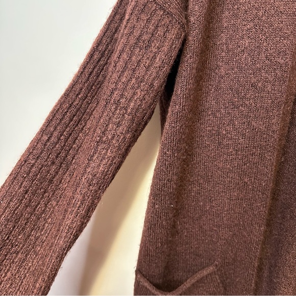 abercrombie and fitch cardigan sweater size medium - Picture 2 of 5